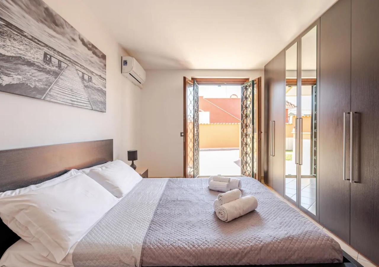 Garden Villa - Free Parking, Wi-Fi E Netflix Φιουμιτσίνο Εξωτερικό φωτογραφία